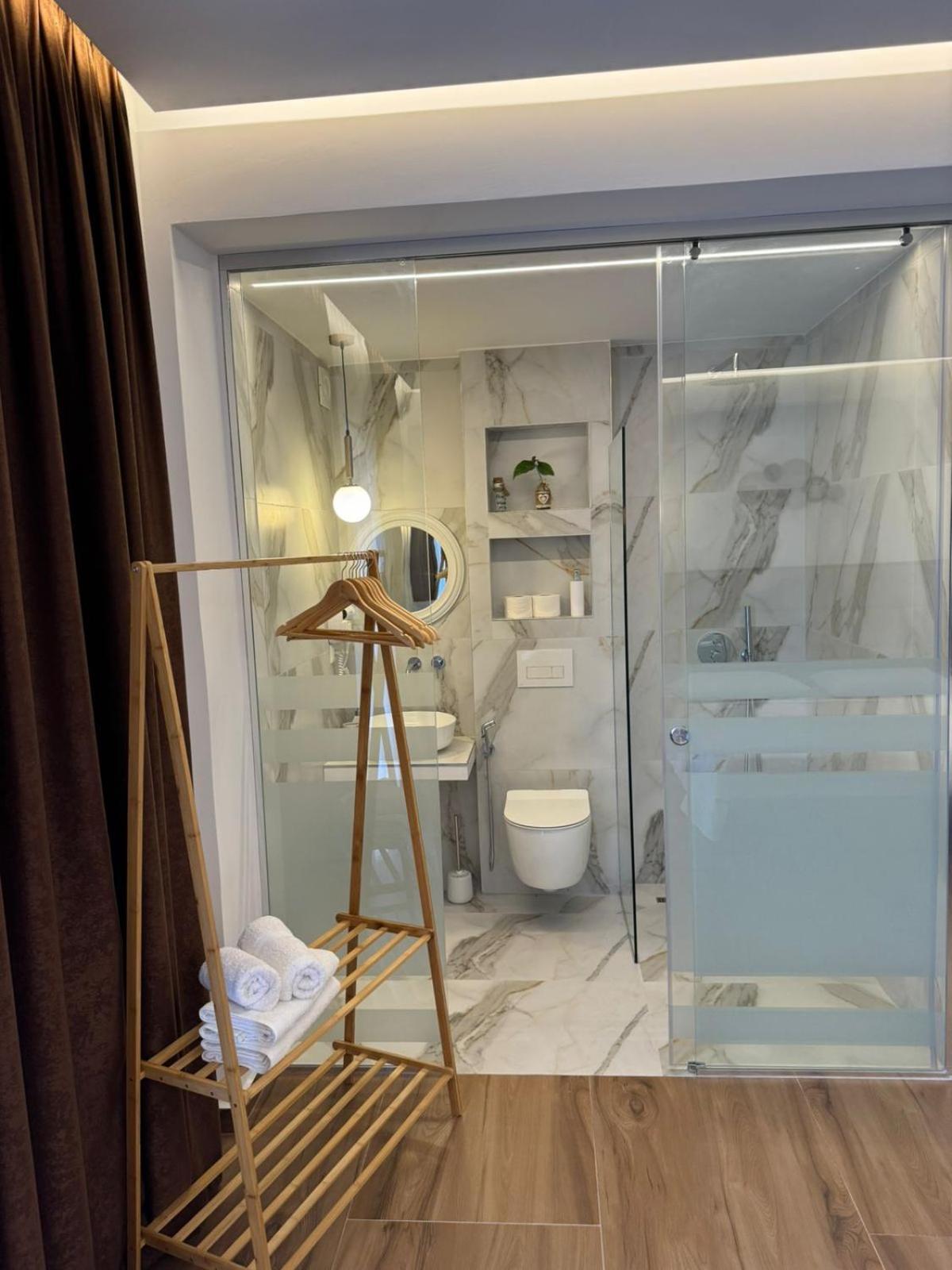 Ansi Paradiso Apartament *