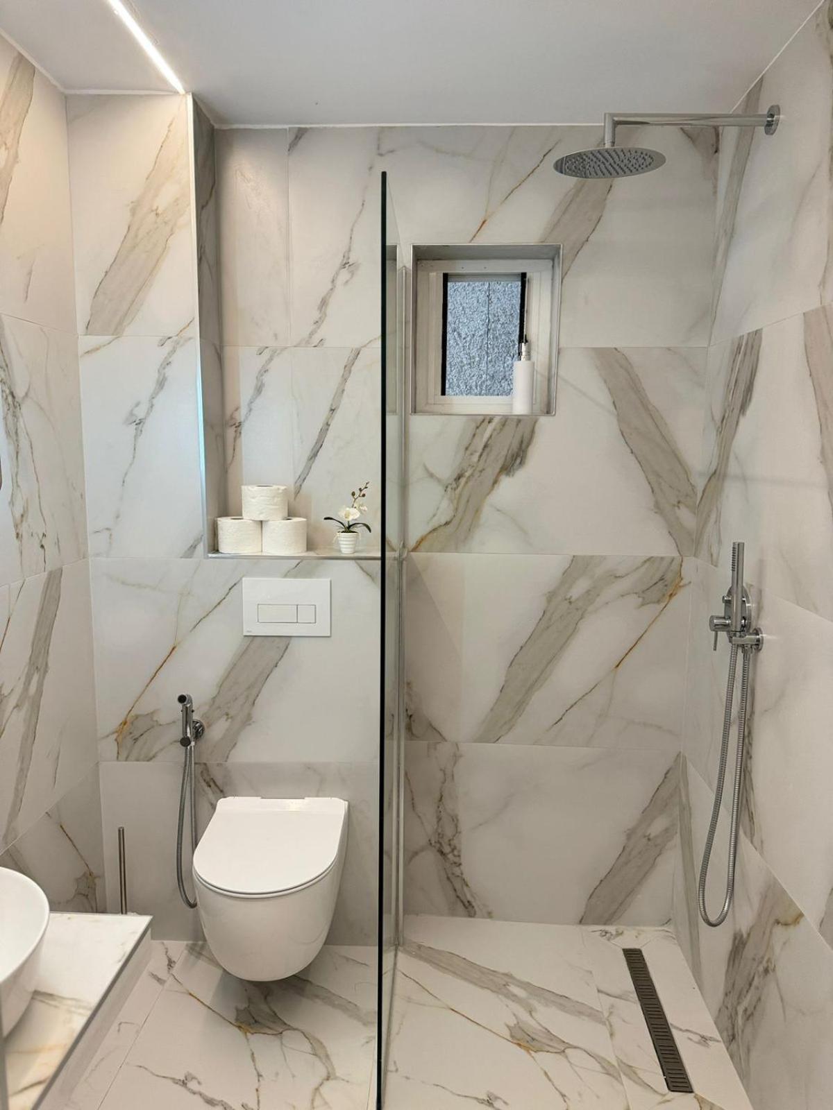 Ansi Paradiso Apartament